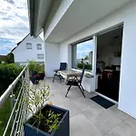 In Den Haargaerten *