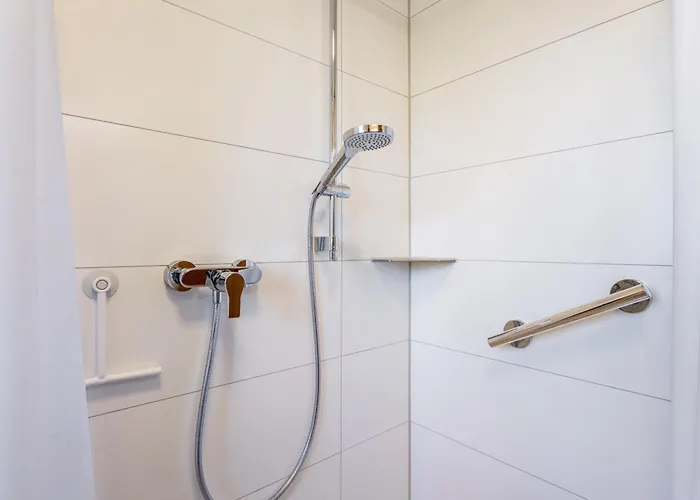 In Den Haargaerten *